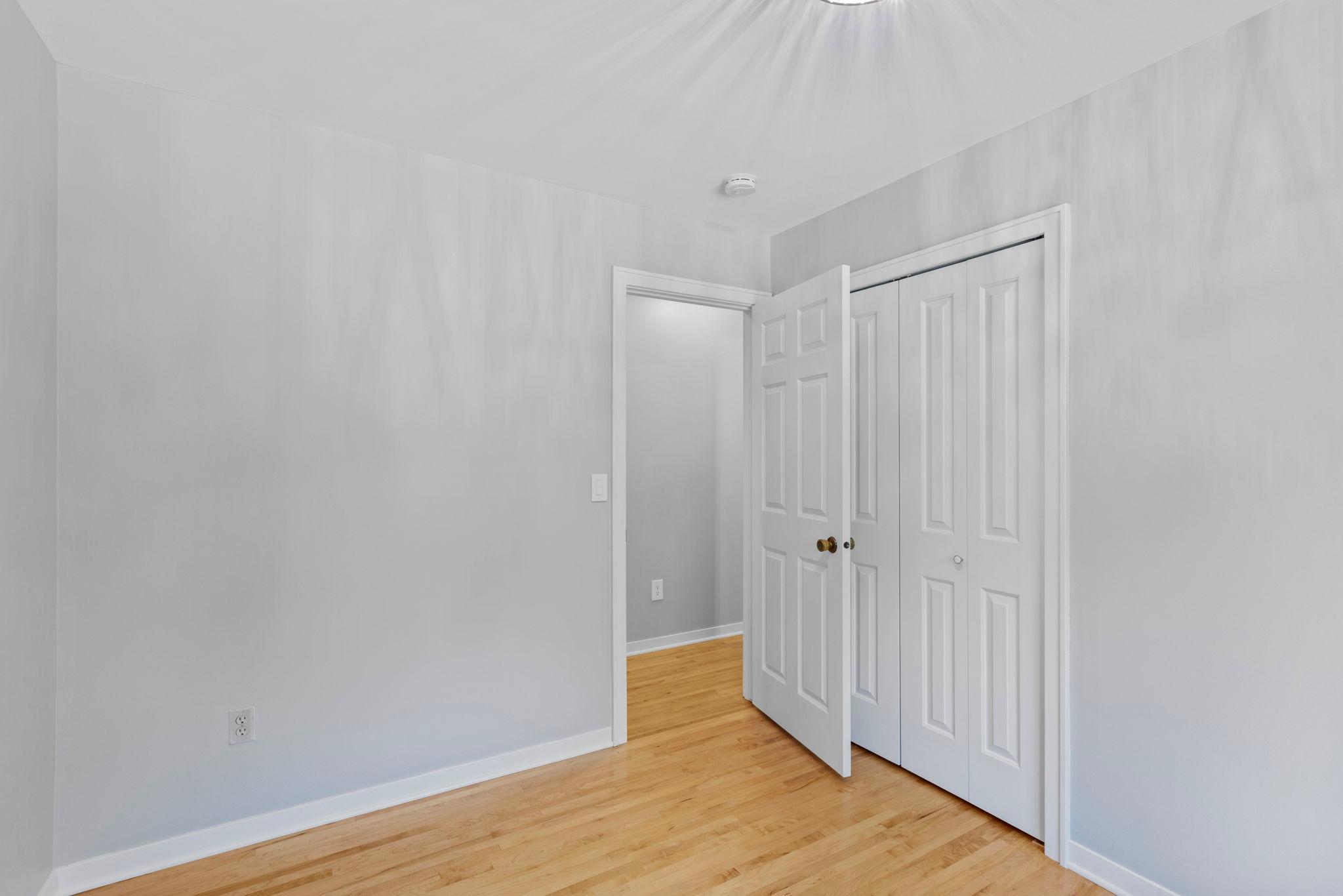 37-web-or-mls-4645 Orchid Ln N-9.jpg