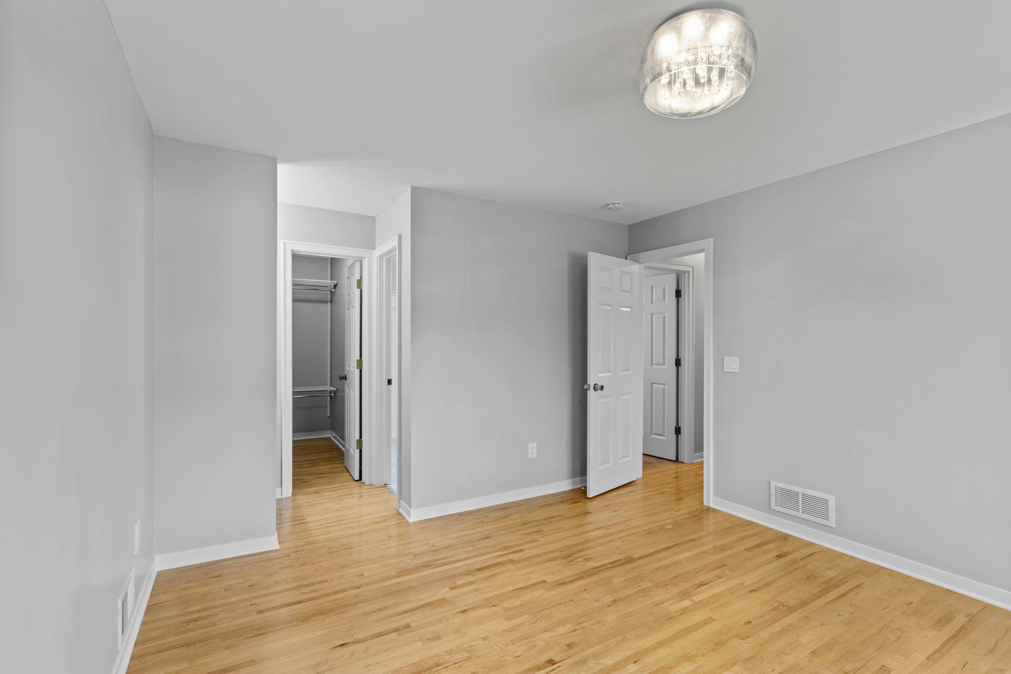 32-web-or-mls-4645 Orchid Ln N-29.jpg