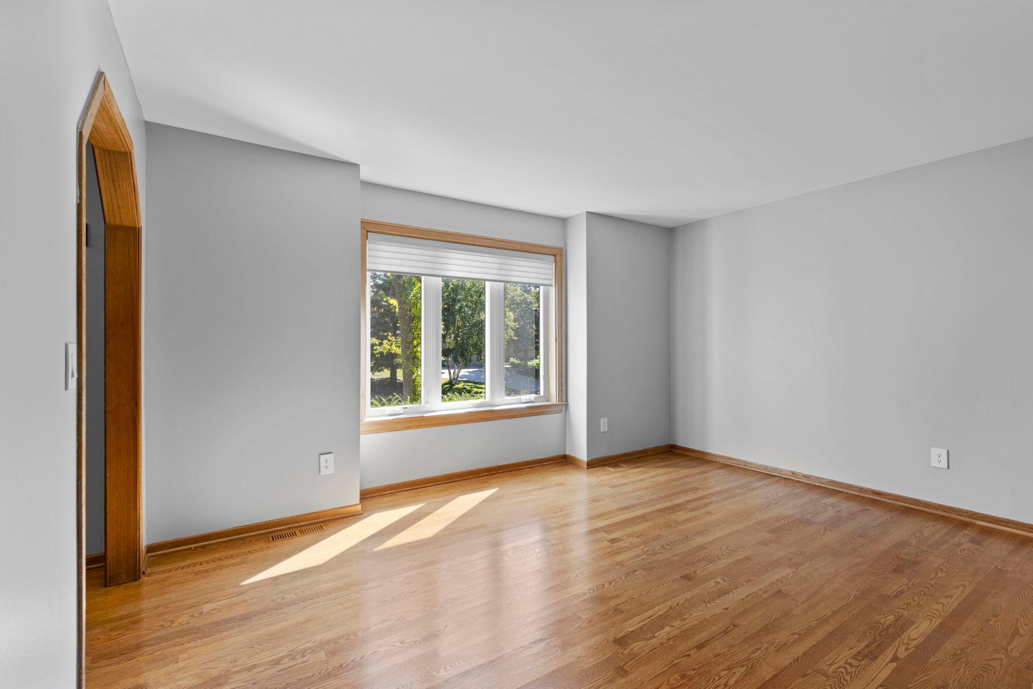 20-web-or-mls-4645 Orchid Ln N-74.jpg