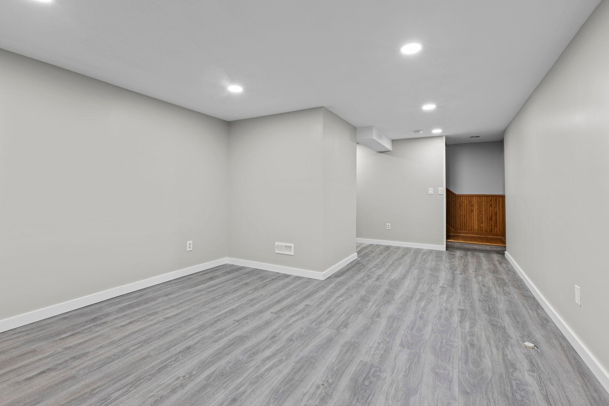 45-web-or-mls-4645 Orchid Ln N-214.jpg