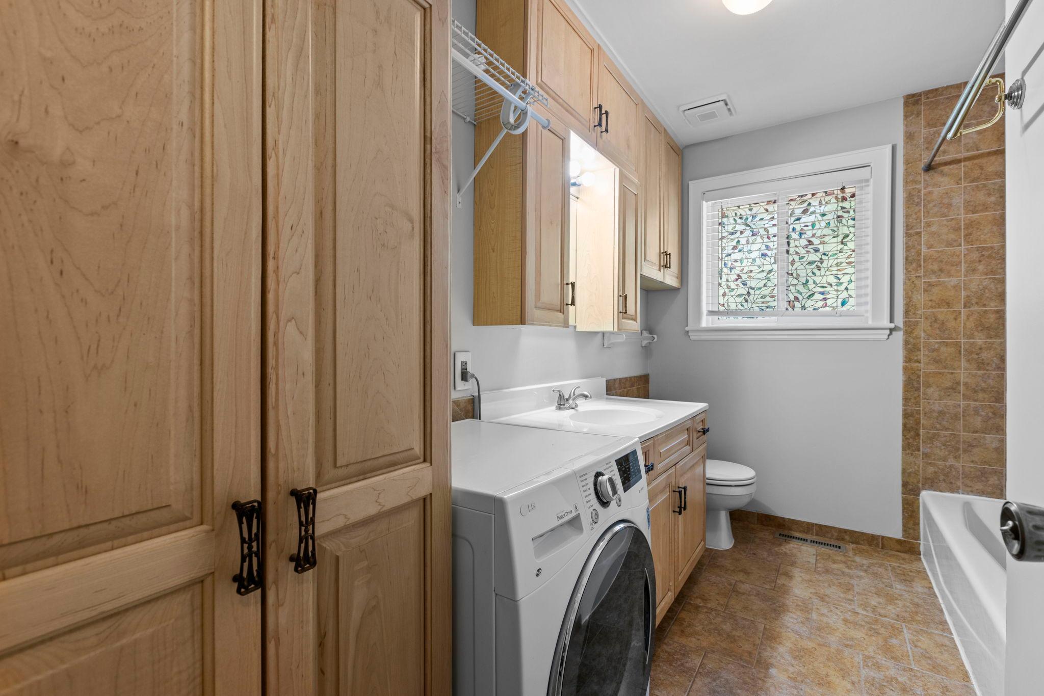 30-web-or-mls-4645 Orchid Ln N-49.jpg