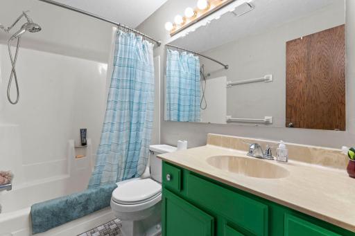 1000 41st Avenue NE, 315, Columbia Heights, MN 55421