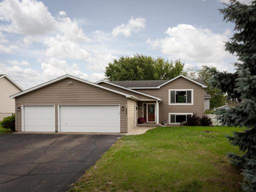 456 Braeburn Drive, Shakopee, MN 55379