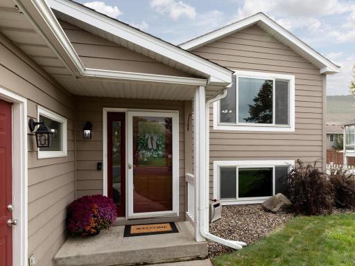 456 Braeburn Drive, Shakopee, MN 55379