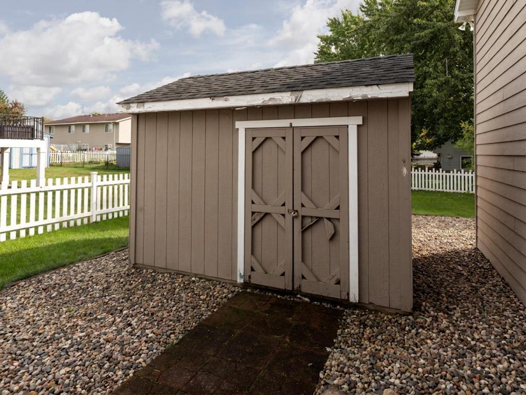 026-025-Garden Storage-1024x768.jpg