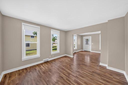 423 W Mark Street, Winona, MN 55987