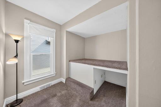 423 W Mark Street, Winona, MN 55987