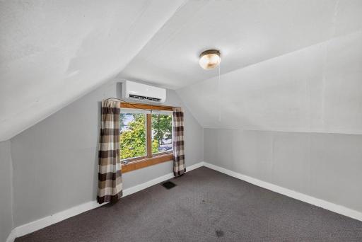 423 W Mark Street, Winona, MN 55987