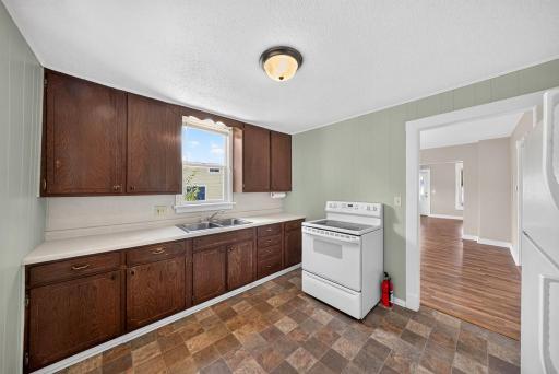 423 W Mark Street, Winona, MN 55987