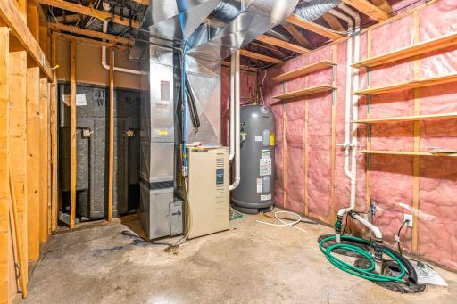 1928 33rd Street S, Moorhead, MN 56560
