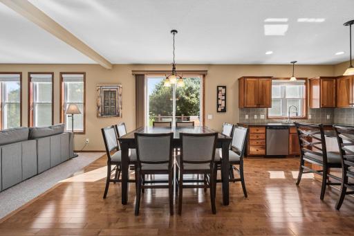 10406 Florida Avenue N, Brooklyn Park, MN 55445