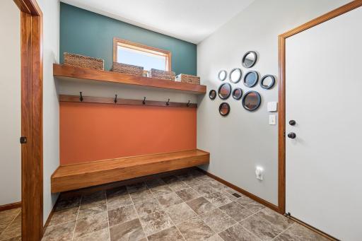 10406 Florida Avenue N, Brooklyn Park, MN 55445
