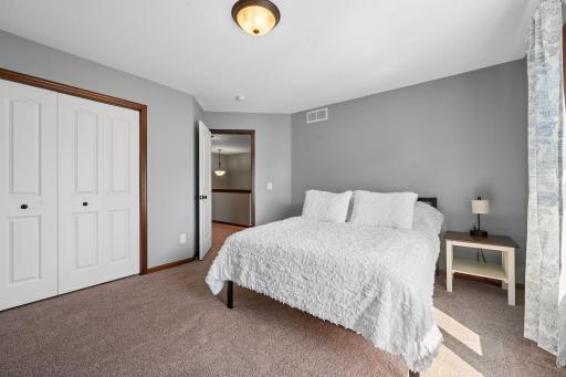 10406 Florida Avenue N, Brooklyn Park, MN 55445