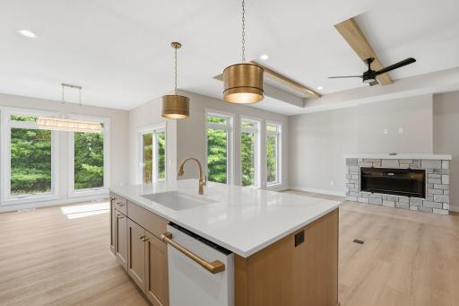 538 Chapman Hills Court, Hudson, WI 54016