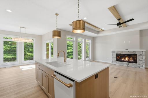 538 Chapman Hills Court, Hudson, WI 54016