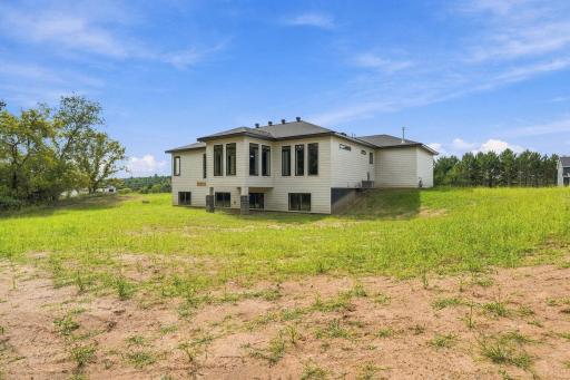 538 Chapman Hills Court, Hudson, WI 54016