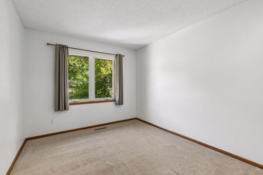 7890 Upper 139th Court, Apple Valley, MN 55124