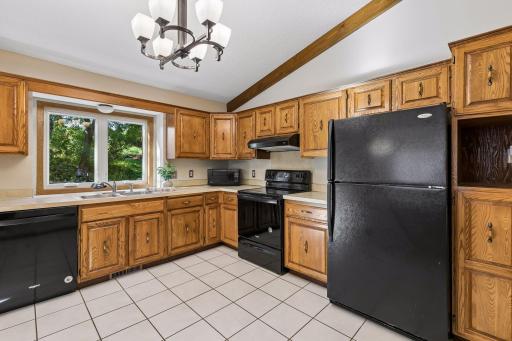 7890 Upper 139th Court, Apple Valley, MN 55124