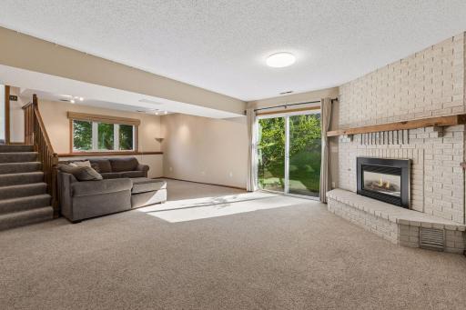 7890 Upper 139th Court, Apple Valley, MN 55124