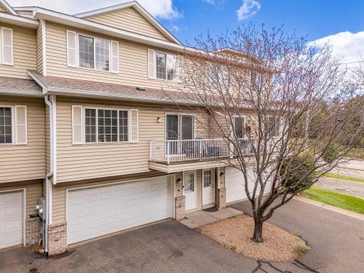 Photo for 1555 County Road D E, B, Maplewood, MN 55109 - listing #7143216 1555 County Road D E, B, Maplewood, MN 55109