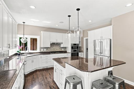 1525 6th Avenue N, Orono, MN 55356