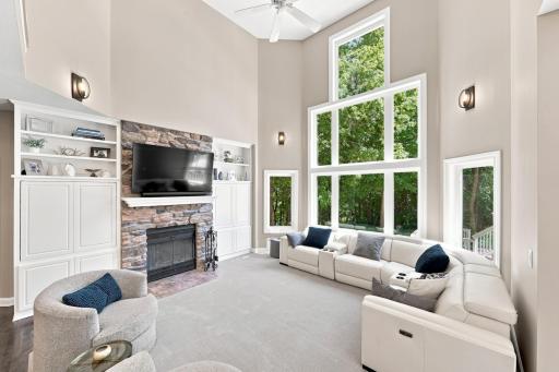 1525 6th Avenue N, Orono, MN 55356