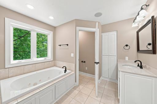 1525 6th Avenue N, Orono, MN 55356