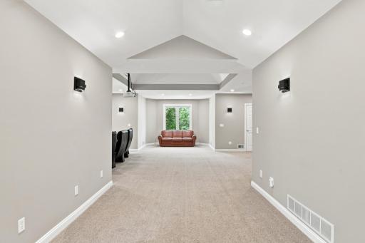1525 6th Avenue N, Orono, MN 55356