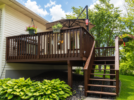 Deck off Main Floor