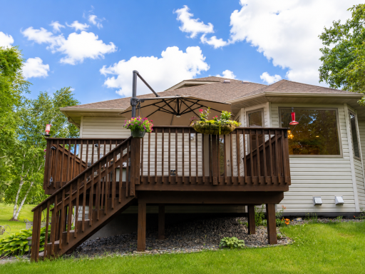 Deck off Main Floor