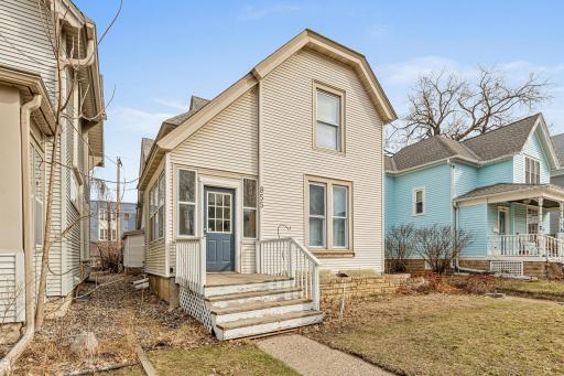 855 Hague Avenue, Saint Paul, MN 55104
