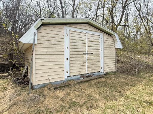622 Valley Avenue SE, Valley City, ND 58072