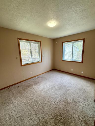 622 Valley Avenue SE, Valley City, ND 58072