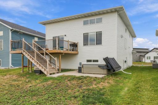 7671 Cub Creek Way, Horace, ND 58047