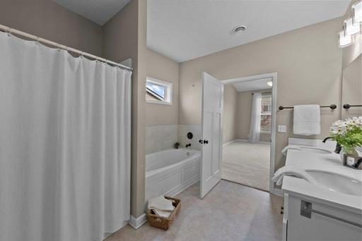 6102 Quenroe Avenue NE, Otsego, MN 55330