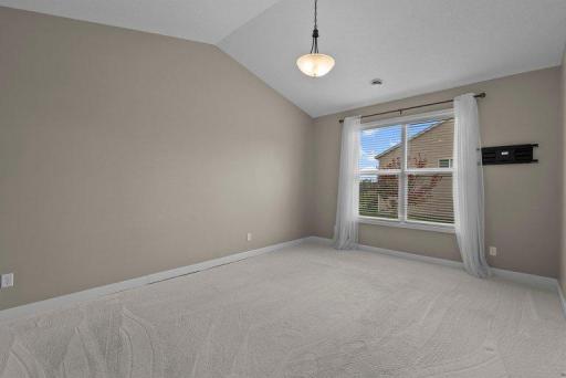 6102 Quenroe Avenue NE, Otsego, MN 55330