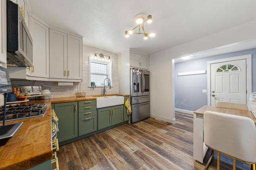 1221 Central Avenue N, Faribault, MN 55021