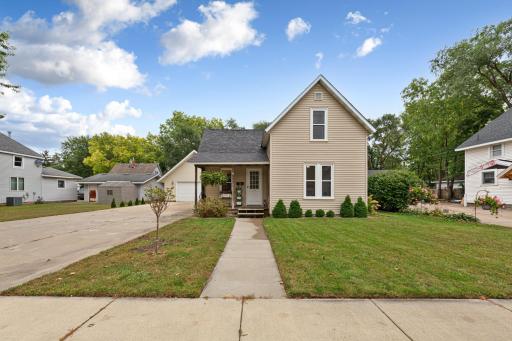 1221 Central Avenue N, Faribault, MN 55021