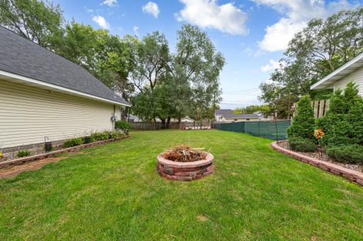1221 Central Avenue N, Faribault, MN 55021