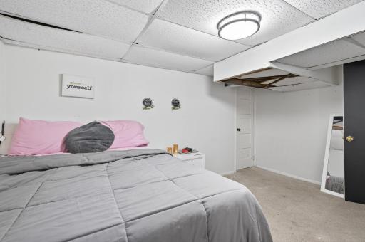 242 Annapolis Street W, Saint Paul, MN 55118