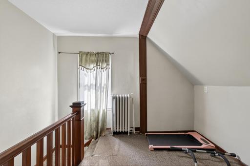 242 Annapolis Street W, Saint Paul, MN 55118