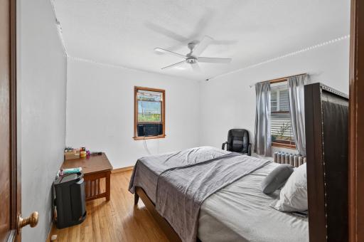 242 Annapolis Street W, Saint Paul, MN 55118