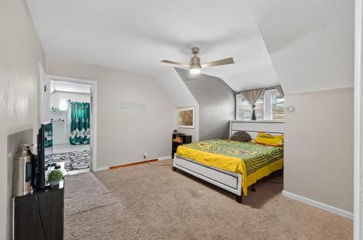 242 Annapolis Street W, Saint Paul, MN 55118