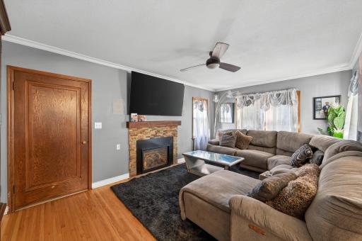 242 Annapolis Street W, Saint Paul, MN 55118