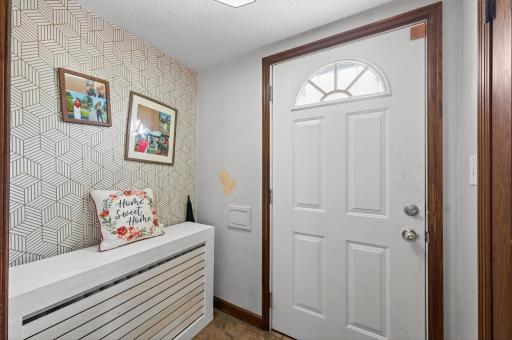 242 Annapolis Street W, Saint Paul, MN 55118