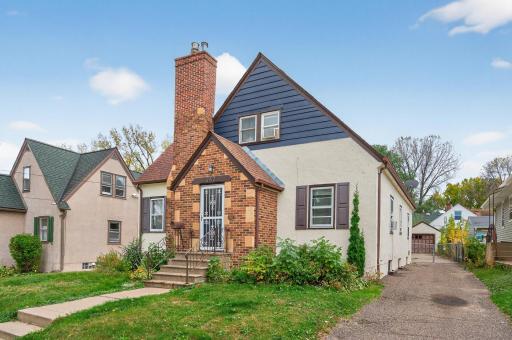 242 Annapolis Street W, Saint Paul, MN 55118