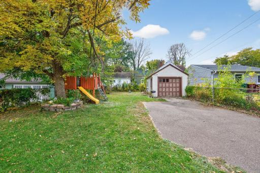 242 Annapolis Street W, Saint Paul, MN 55118