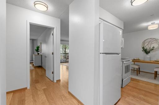 7412 W 22nd Street, 309, Saint Louis Park, MN 55426