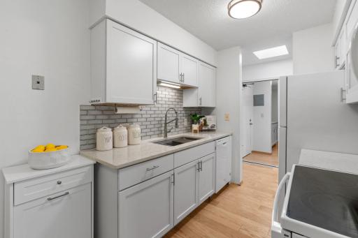 7412 W 22nd Street, 309, Saint Louis Park, MN 55426