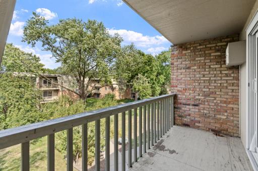 7412 W 22nd Street, 309, Saint Louis Park, MN 55426